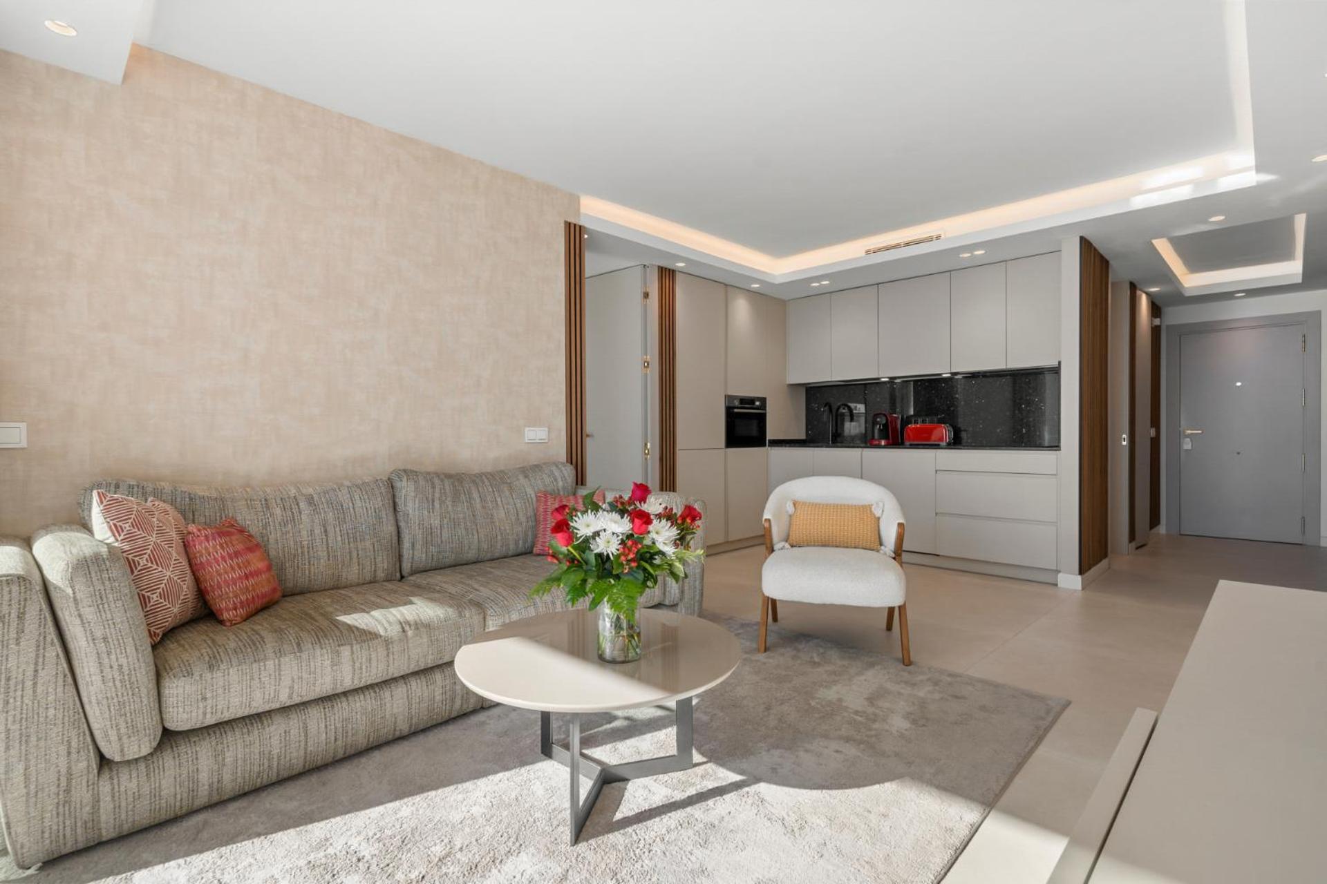 Beach Front Apartment With Pool Марбеля Екстериор снимка